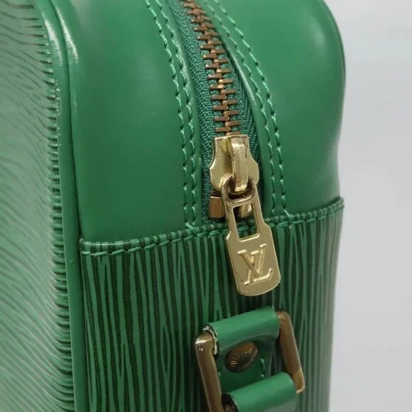 LOUIS VUITTON Epi Trocadero 27 Shoulder Bag Green